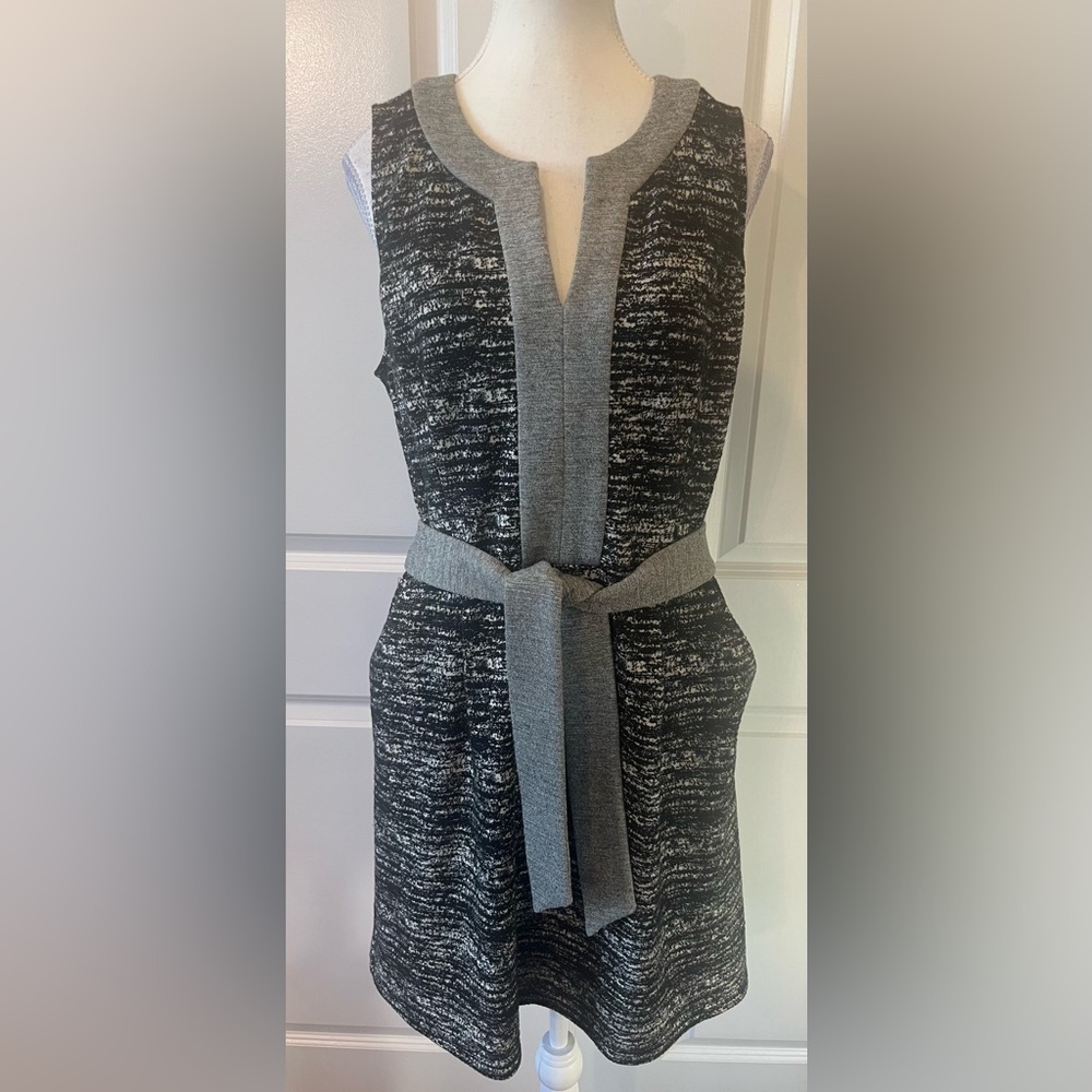 ANTHROPOLOGIE TABITHA WOMENS MARLES WHITE AND BLACK  KNIT DRESS SIZE 10 - Picture 3 of 7